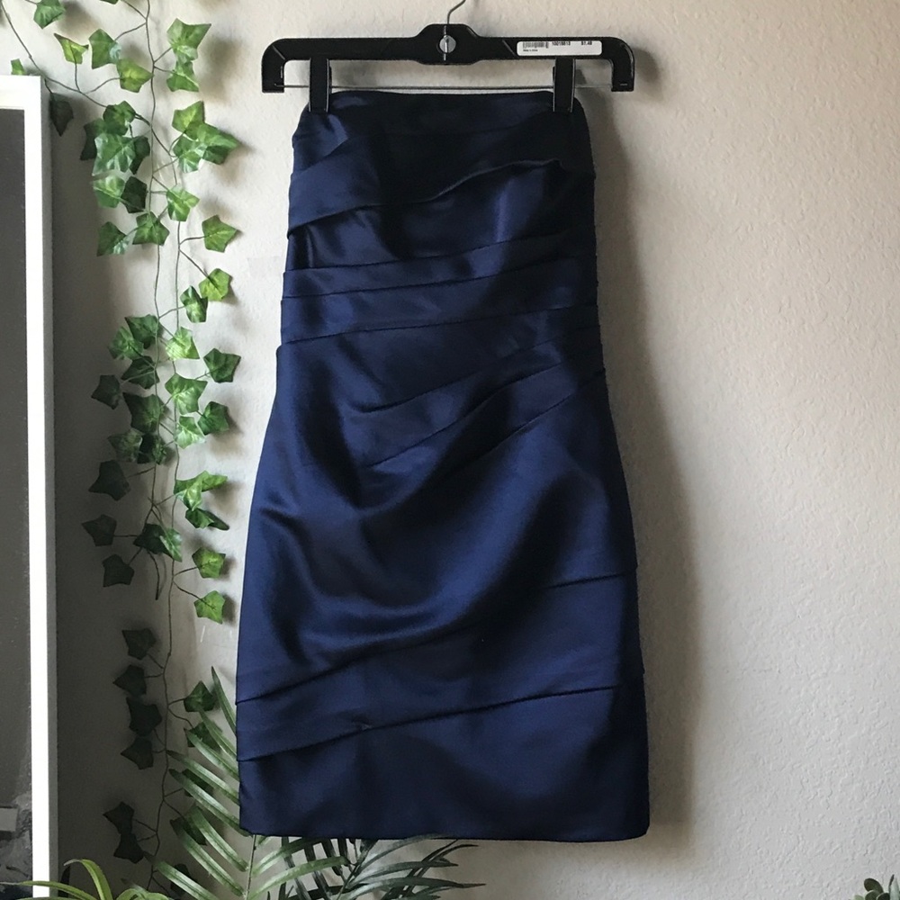 Davids bridal navy blue strapless dress